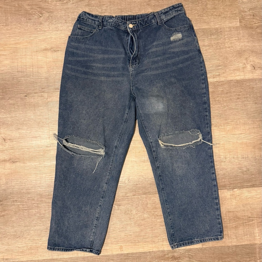 SHEIN Plus Distressed Blue Jeans | Size 2X
